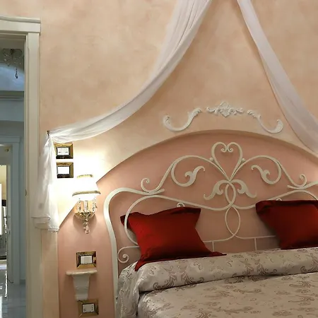 Palazzo Castiglione 3*