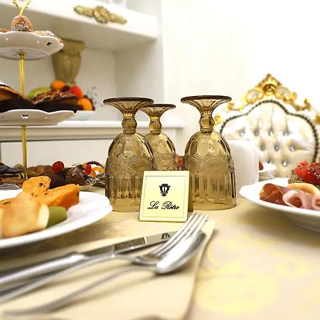 Palazzo Castiglione Bed & Breakfast 3*