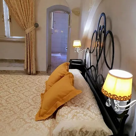Palazzo Castiglione 3*