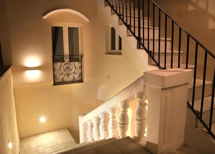 Palazzo Castiglione 3*