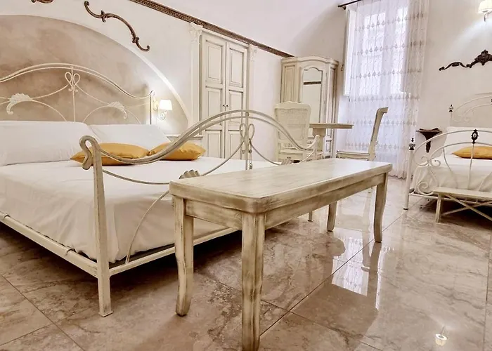 Palazzo Castiglione 3*